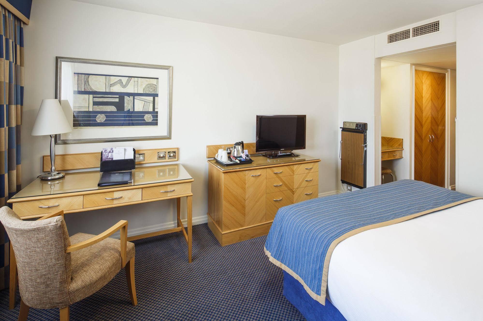 Pomme D'Or Hotel Saint Helier Jersey Εξωτερικό φωτογραφία