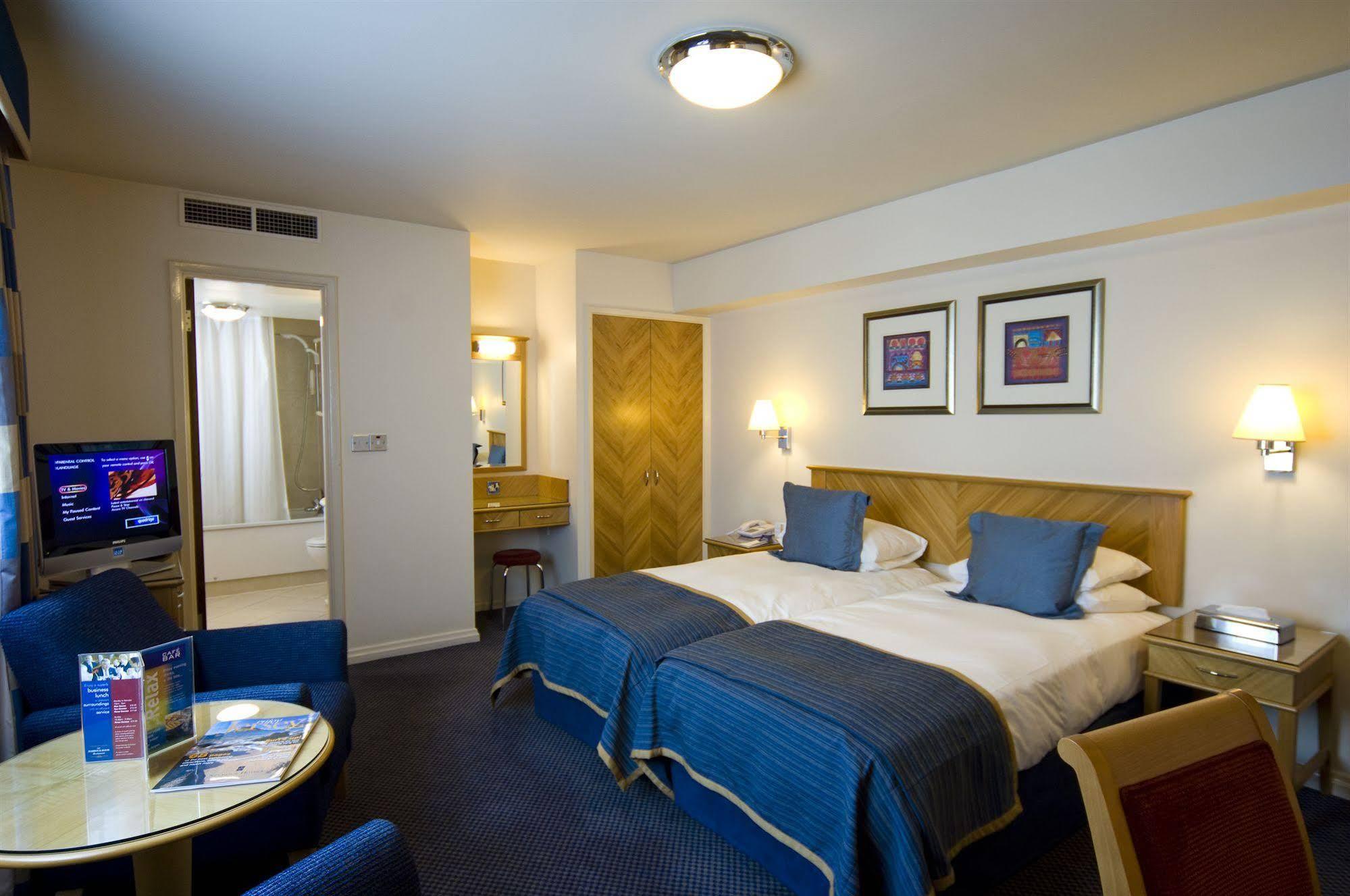 Pomme D'Or Hotel Saint Helier Jersey Εξωτερικό φωτογραφία