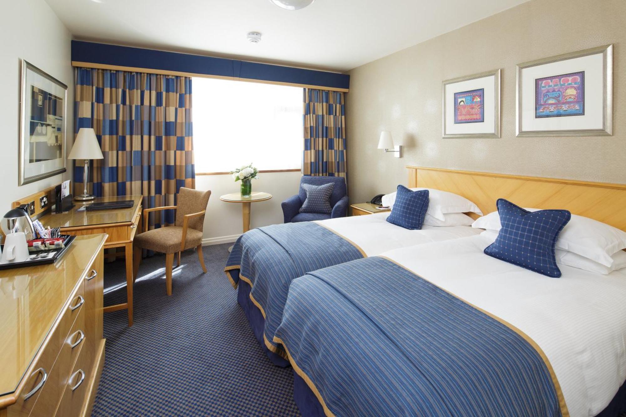 Pomme D'Or Hotel Saint Helier Jersey Δωμάτιο φωτογραφία