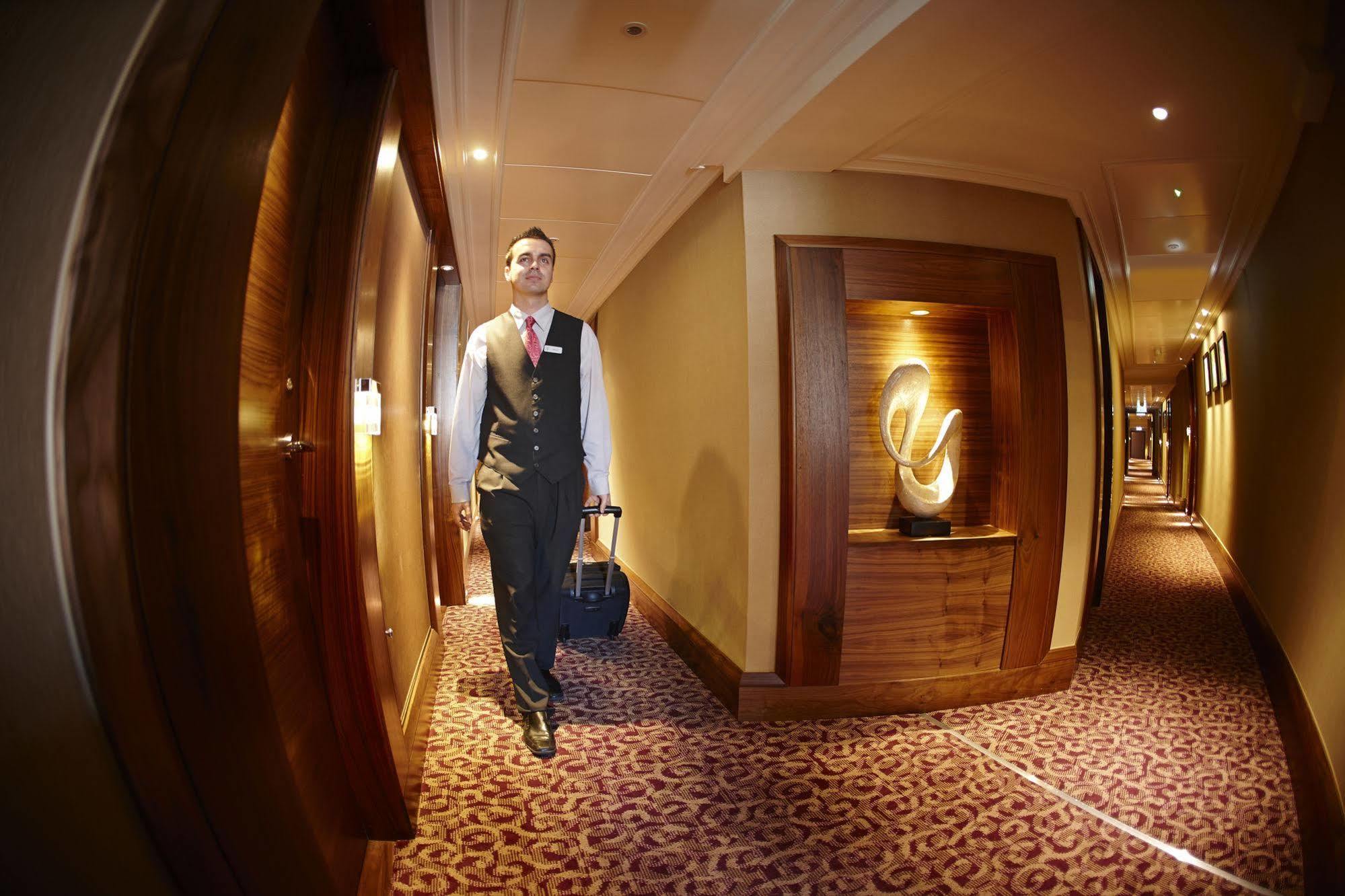 Pomme D'Or Hotel Saint Helier Jersey Εξωτερικό φωτογραφία
